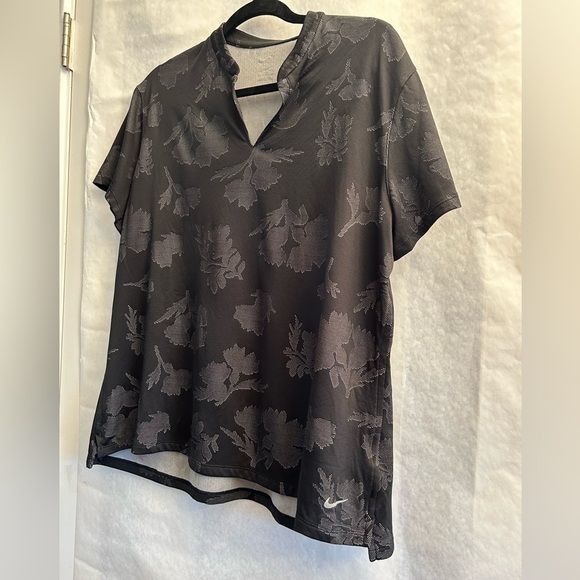 Nike Black Victory Floral Jacquard Performance V neck Polo Sz-XXL. V4 - Picture 7 of 10